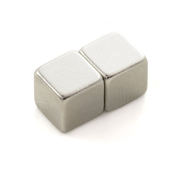SparkFun NdFeB Magnet Square 0.25in (COM-08643), photo 3